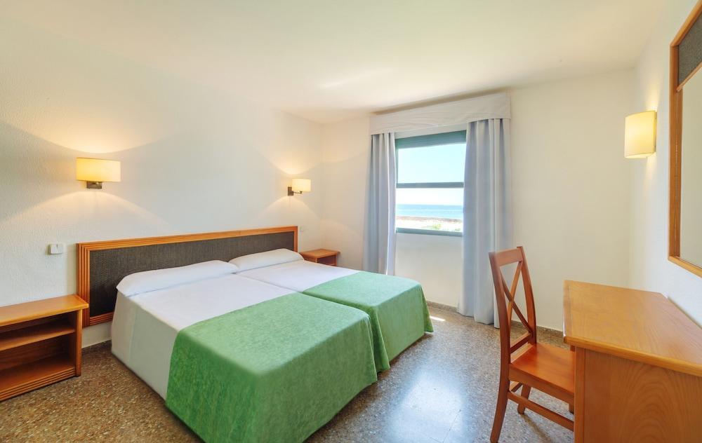 Aluasun Far Menorca Aparthotel S'Algar Exterior photo