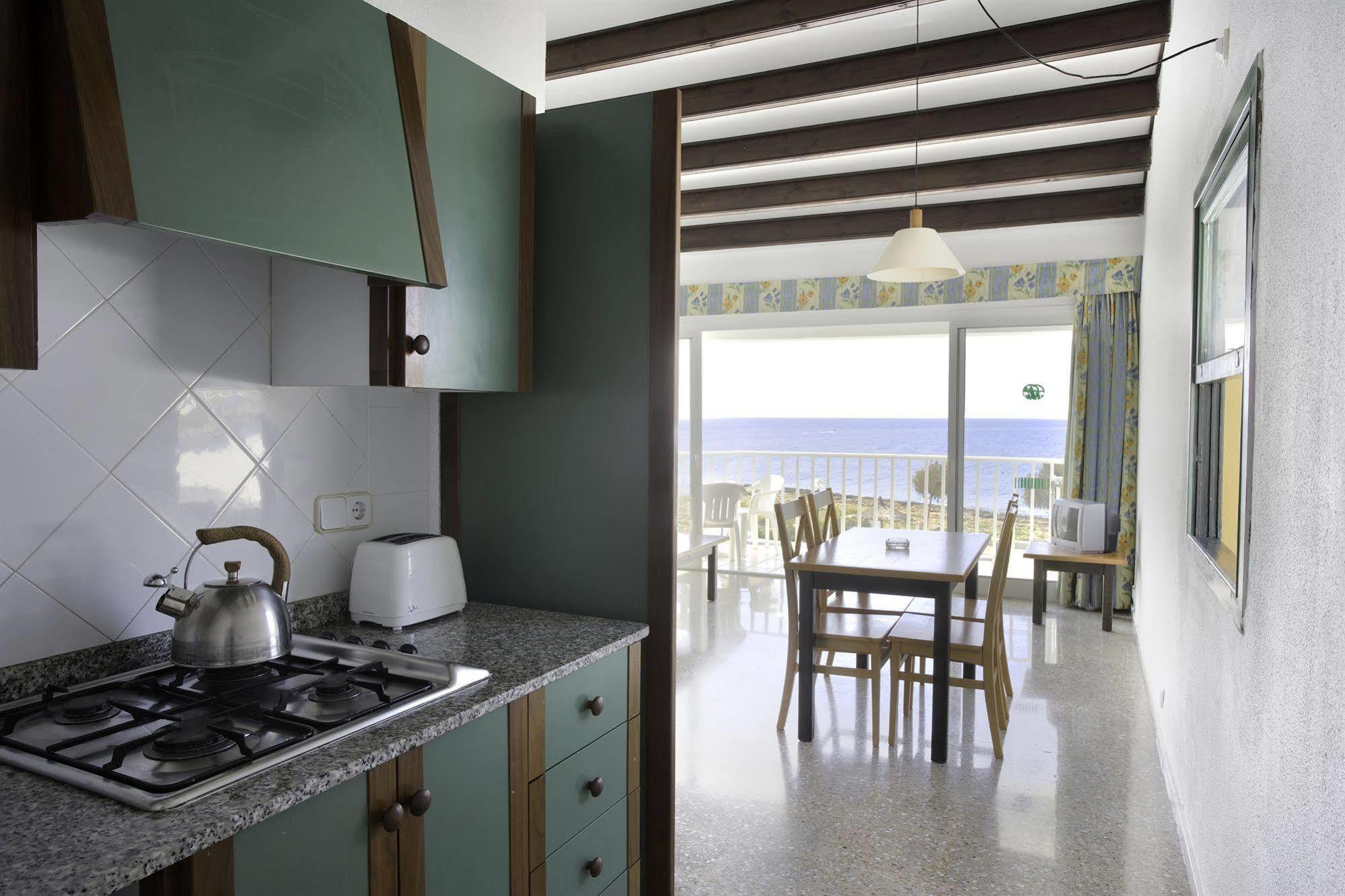 Aluasun Far Menorca Aparthotel S'Algar Exterior photo